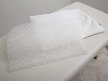 リオラ(LIORA)/寝てる間に首の歪みを整える枕