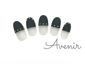 アヴィニール 表参道(Avenir)/モードブラｋックフレンチネイル