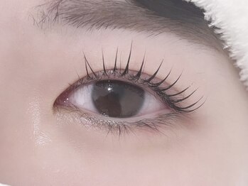 ネオリーブ ウリ(Neolive uri)/【パリジェンヌ・まつ毛パーマ】