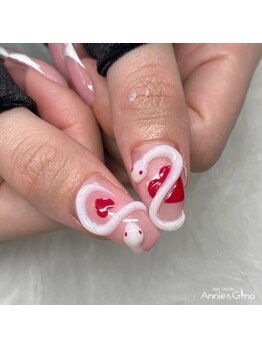 キュアバイアニーアンドジーノ(Qa by Annie&Gino)/《ヘビ年ネイル》