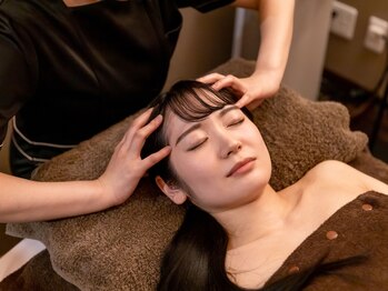 睡眠サロン頭(tsumuri)の写真/一番人気メニュー☆《快眠ヘッドスパ+首肩・デコルテ》PCやスマホ疲れによる眼精疲労に徹底アプローチ！