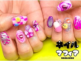 カラフルハッピーネイル☆