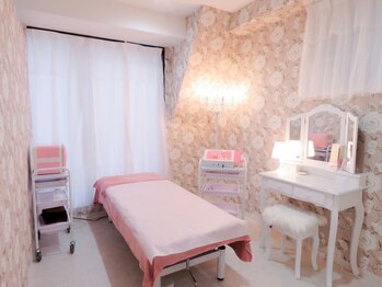 サラエクセレント 新宿(SARA EXCELLENT)/お部屋（A）《バストアップ》