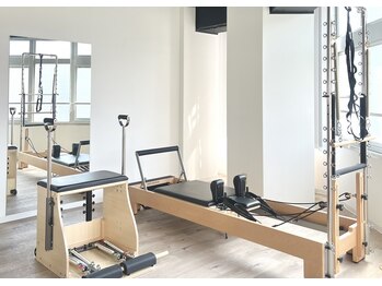イグネス 池袋西口店/《高品質のピラティスマシン》