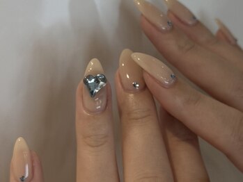メルティ オモテサンドウ(melty omotesando)の写真/大人女性のためのデザインも豊富♪ちゅるん・綺麗め・ワンホンネイル・韓国個性派ネイルまで幅広く対応◎