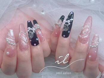 イル 神戸店/ドット×マグネットネイル