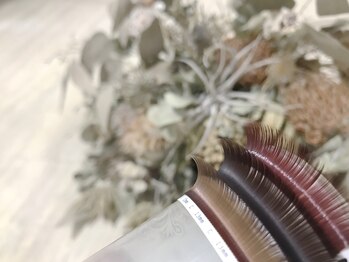 アイネイル(eyenail)/派手過ぎないワインレッド♪