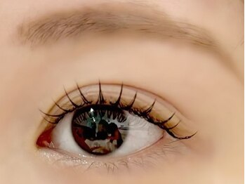 ネオリーブ モカ 川崎チネチッタ店(Neolive mocca & eyelash)の写真/【フラットラッシュ80本￥6000】圧倒的なキープ力☆カール/太さ/長さ/似合わせデザインをご提案【川崎】