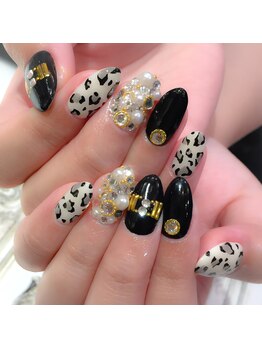 グランディール(Grandir)/ヒョウ柄ネイル