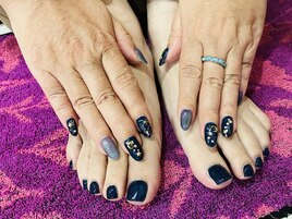 ネイビーネイルハンドフット