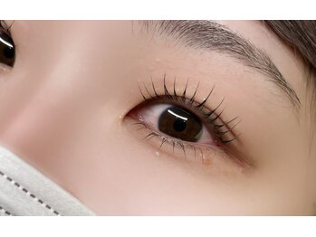 ヒルズ(Hills)/上下まつ毛パーマ