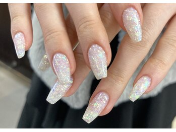 ルアナネイルナゴヤ(LUANA nail nagoya)/白ラメワンカラー