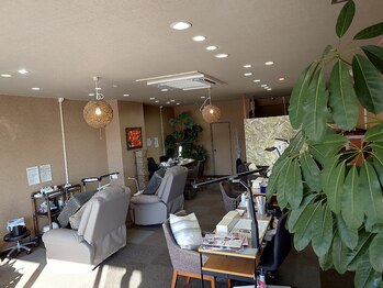 ネイルサロン バリ(BALI)の写真/バリ風の店内・空間・家具で作られた癒されネイルサロン　BALI ♪爪だけでなく気分もリフレッシュできる！