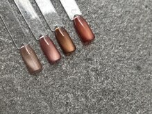 スリープラス(THReee+)の雰囲気(大人気のマグネットも大人カラーを豊富にご用意!)