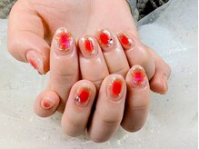 レッドチークネイル