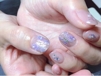 夏　蝶々ネイル