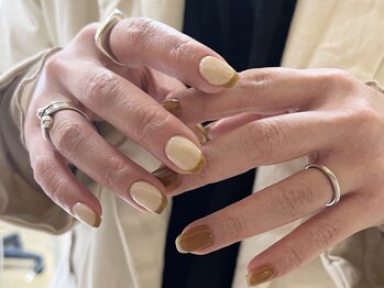 ロエミー(Loemy)/ニュアンスフレンチネイル