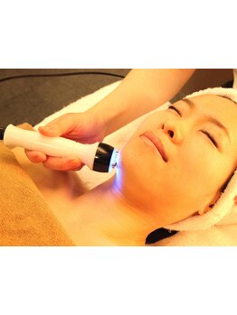 ホウレイ線・たるみ改善！予防ケア