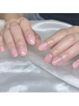 リッシュ トロワ(RICHE trois)/きらきらピンクネイル