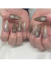 サロンドウイ(salon de OUI)/ロングネイル