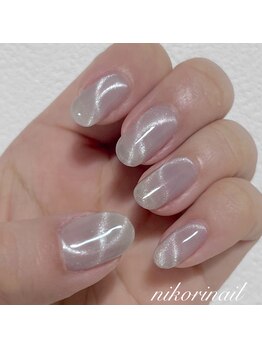 ニコリネイル(nikori nail)/ホワイトグレー+マグネット