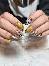 テソロネイル(TESORO nail)/ヒョウ柄&変形フレンチネイル