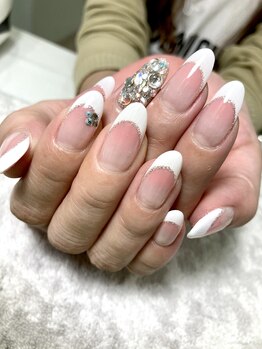 ラキネイル(LAKI Nail)/バーチャルフレンチ