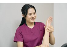 ここから接骨院の雰囲気（お悩みに合わせたオーダーメイドの施術です。）