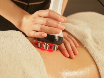 エステティックサロン アールグレー 名古屋駅店の写真/【お疲れ解消◎】ハイパーナイフ×リンパマッサージ！人気マシン×ハンドの技術で至福のひと時を♪