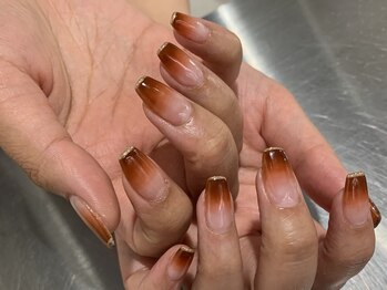 ネイルキュート アンド クールラッシュ 亀有店(nailcute & CoolLash)/グラデ スキニーフレンチ