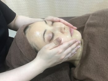フェムケア東京 表参道店の写真/たるみ・むくみの違和感に！30代から始める土台ケアでキュッと小顔へ