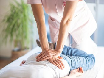 美楽レディスカイロサロンの写真/歴15年の技で肩こり・腰痛・姿勢の歪みを徹底改善◎こりをほぐし血流促進し代謝UP!美しい身体へサポート♪