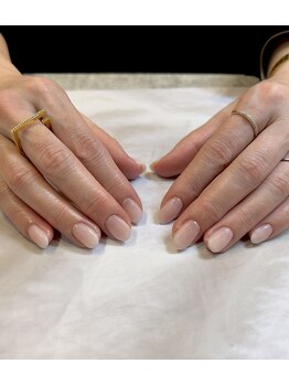 白グラデーションネイル!