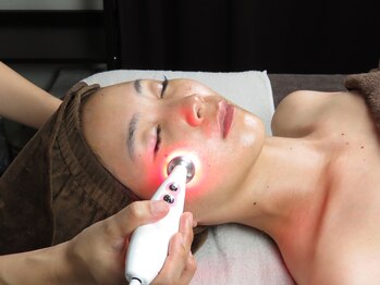 フレイア(fraia)/【STEP3】美肌の素★美容液導入