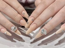 ヴィーナスネイル(Venus Nail)/長さ出し　つけ放題