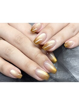 ネイル・アイメニューの同時施術が可能