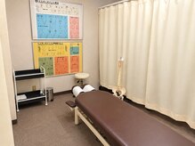 かしわぎ整体院の雰囲気（広々空間なのでお子様連れの方大歓迎！ベビーカーのまま施術室へ）