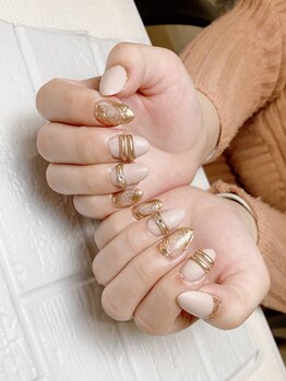 ラヴィネイル(La Vie Nail)/ゴージャスアート