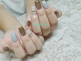 ヒョウ柄ネイル