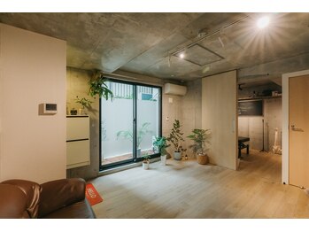 カーム整骨院(CALM整骨院)/待合スペース