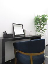 パルモ(palmo)/施術後に使えるメイクスペース