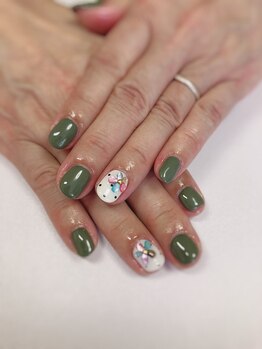 ビューティーネイル(Beauty Nail)/シェルでお花に。