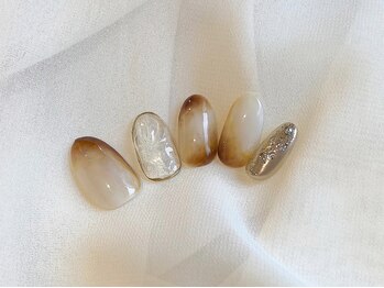 ネイルズ ララ(nails Lala)/ブラウンネイル