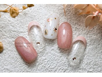 ピンクキラキラネイル