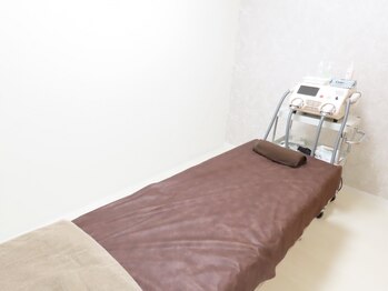 ハク(HAKU)の写真/【完全個室×シャワールーム完備】毛が濃いメンズだからこそ、圧倒的効果にこだわるサロン!仕事帰りにも◎