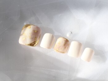 ルミファ 柏(Lumi Hwa)/親指アートネイル