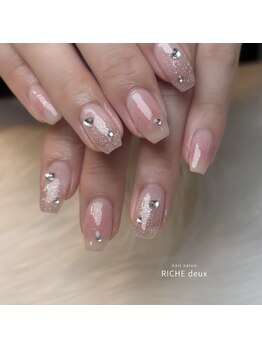 リッシュ ドゥ(RICHE deux)/ちゅるんと血色チークネイル