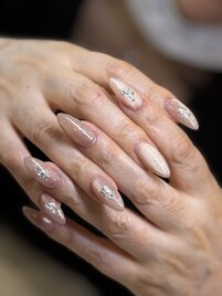 秋人気　オフィスネイル