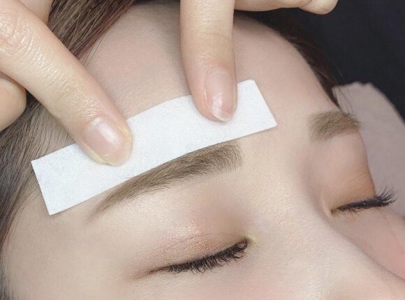 美眉アイブロウスタイリング+wax脱毛