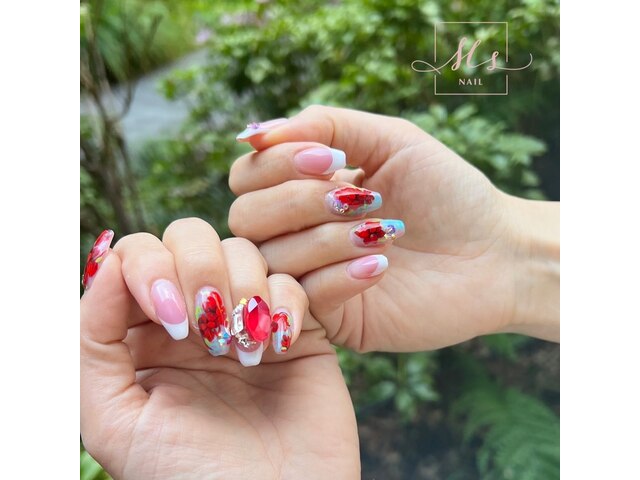 M's NAIL